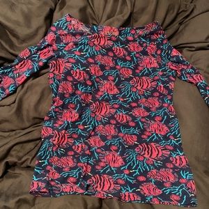 Super cute 3/4 sleeve boatneck Lilly Pulitzer top